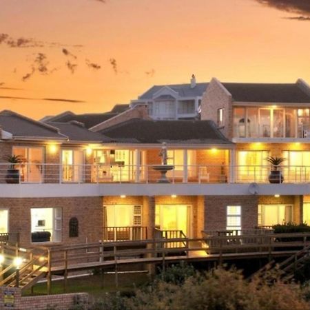 Kelly'S Beachfront Apartments Port Alfred Dış mekan fotoğraf